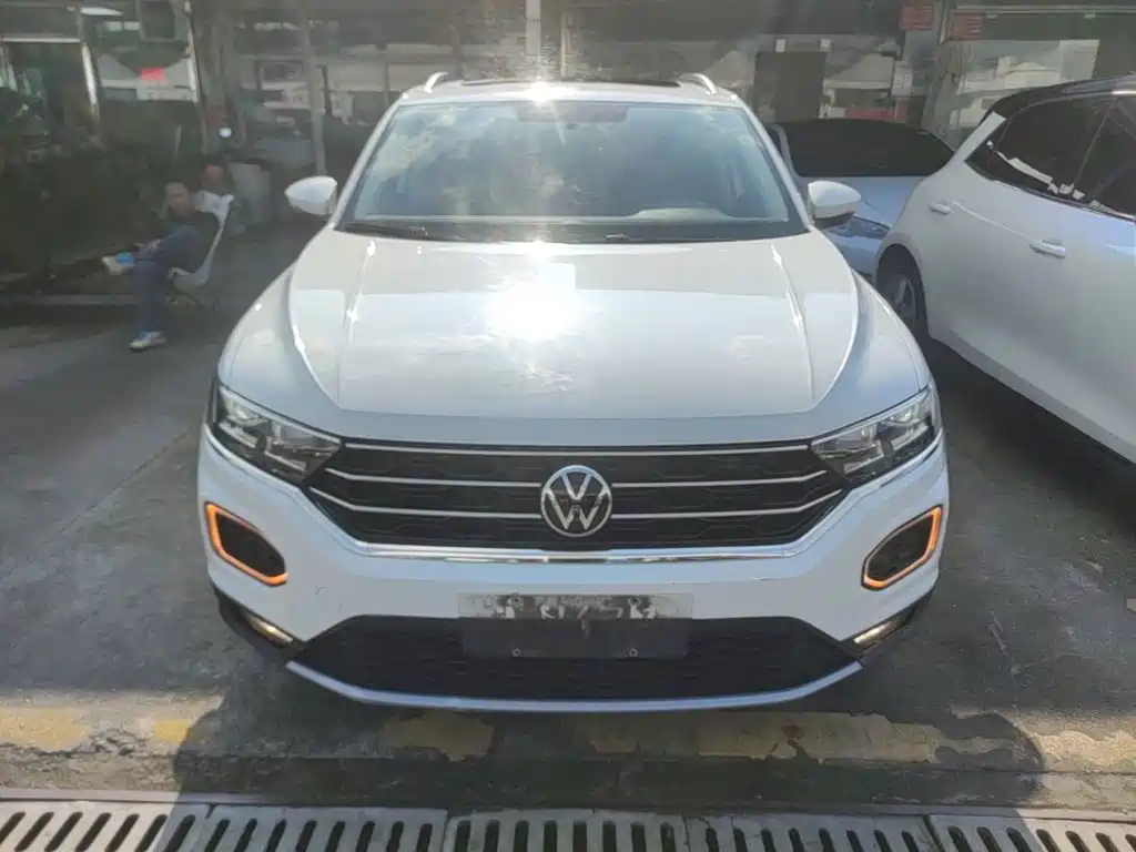 Volkswagen T-Roc 2021 — фото 2