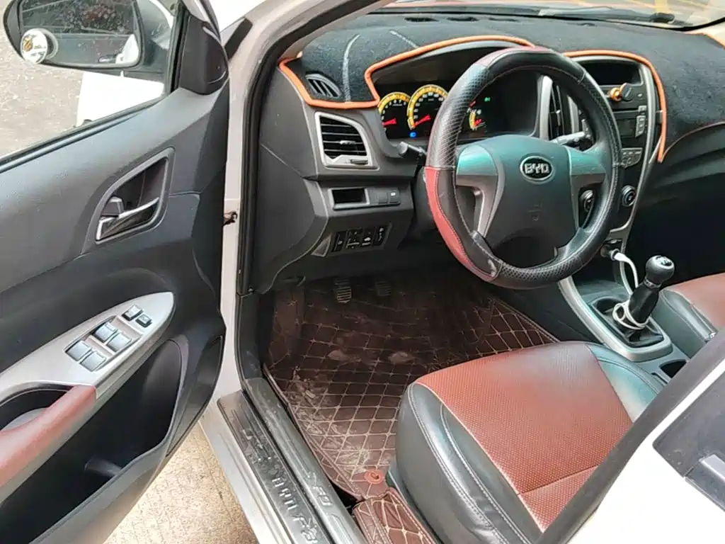 BYD F3 — миниатюра 16