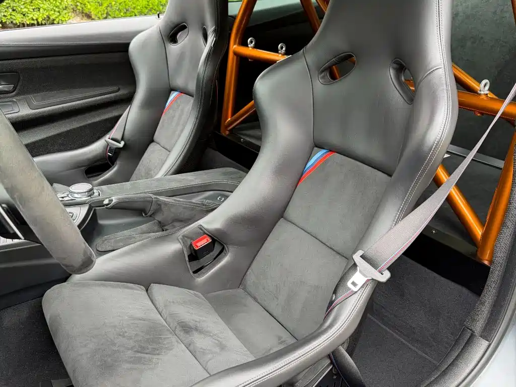 BMW M4 — миниатюра 7