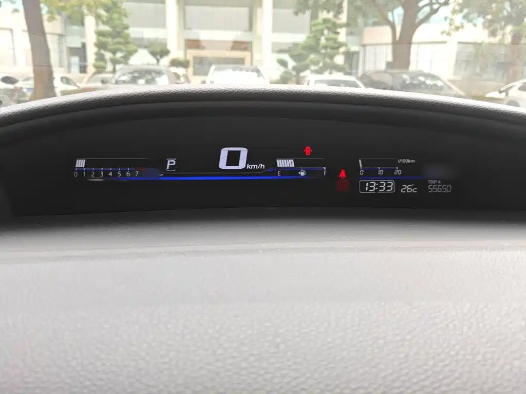 Honda Jade 2016 1.8L AT Comfort 5 мест