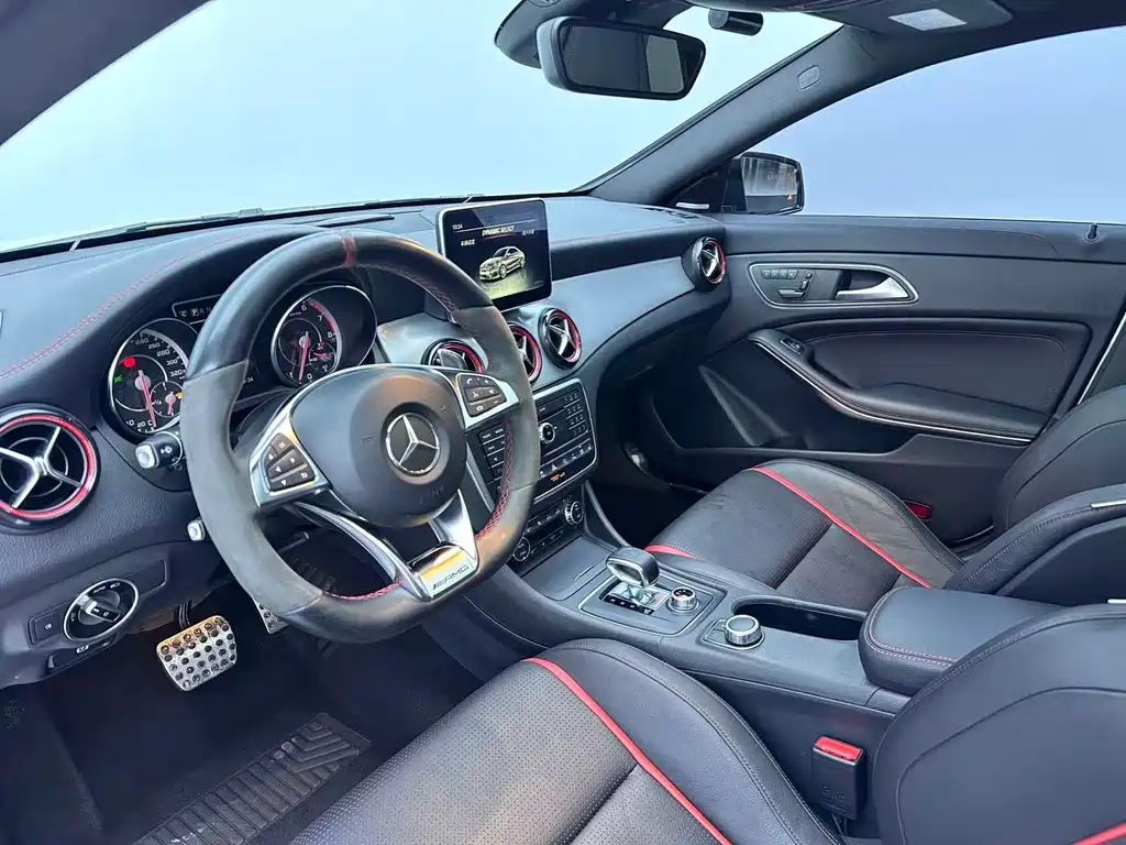 Mercedes-Benz CLA AMG — миниатюра 4