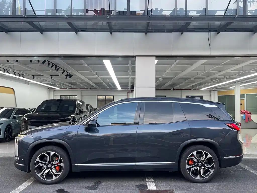 NIO ES8 — миниатюра 5