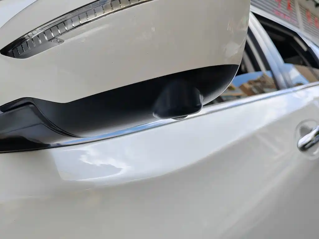 Nissan X-Trail — миниатюра 12