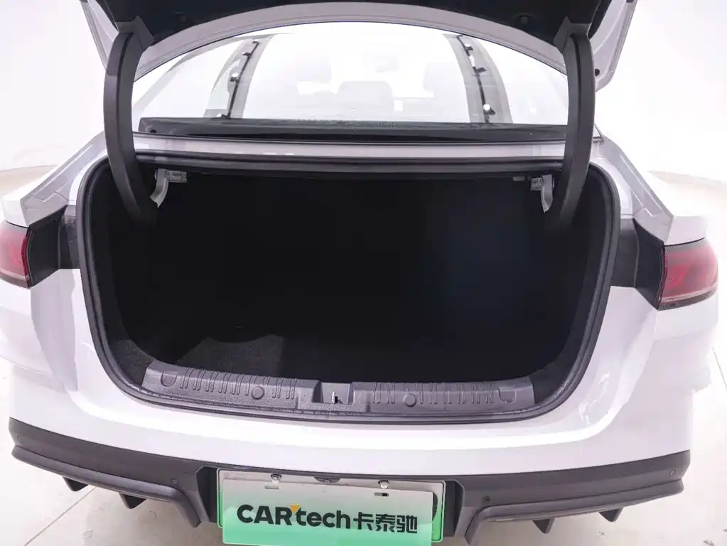 BYD Qin L — миниатюра 19