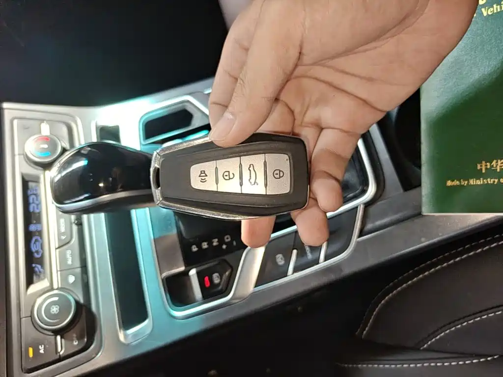 Geely Emgrand — миниатюра 9