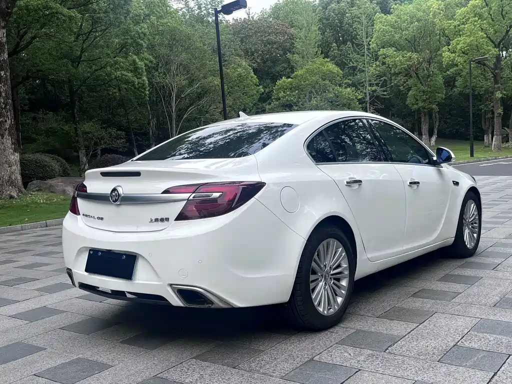 Buick Regal — миниатюра 6