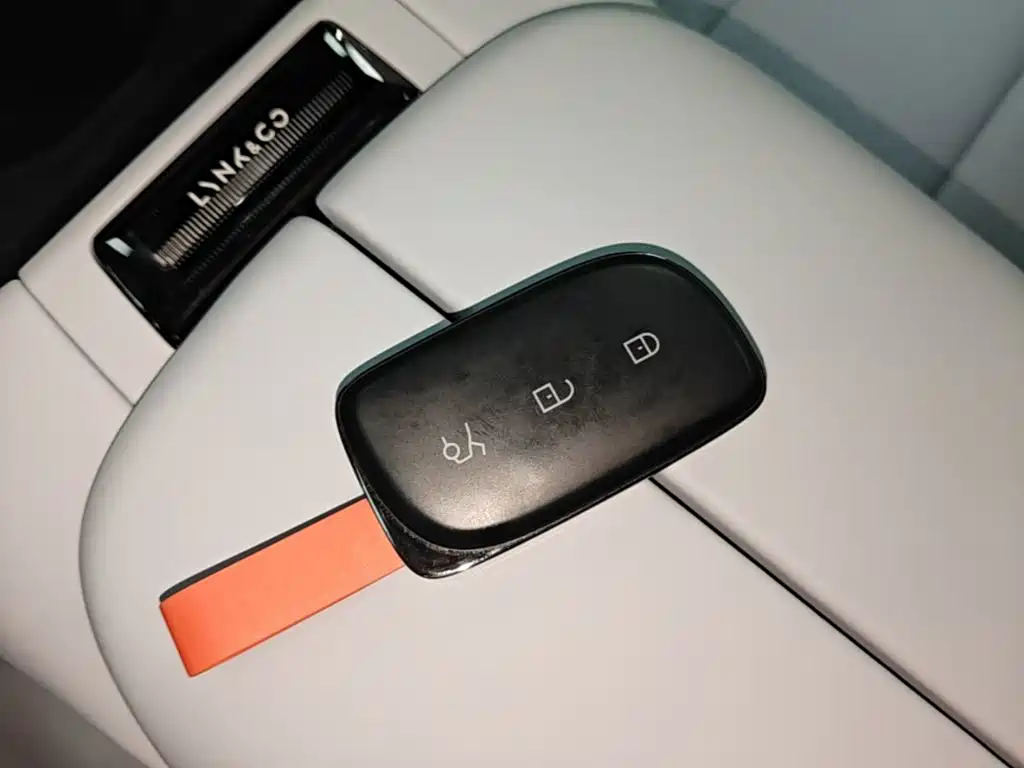 Lynk & Co Z10 — миниатюра 9