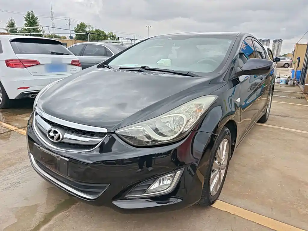 Hyundai Elantra Langdong 2015