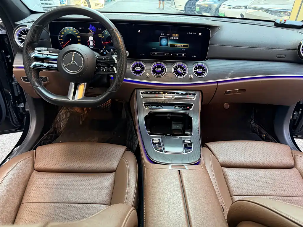 Mercedes-Benz E-Class — миниатюра 15