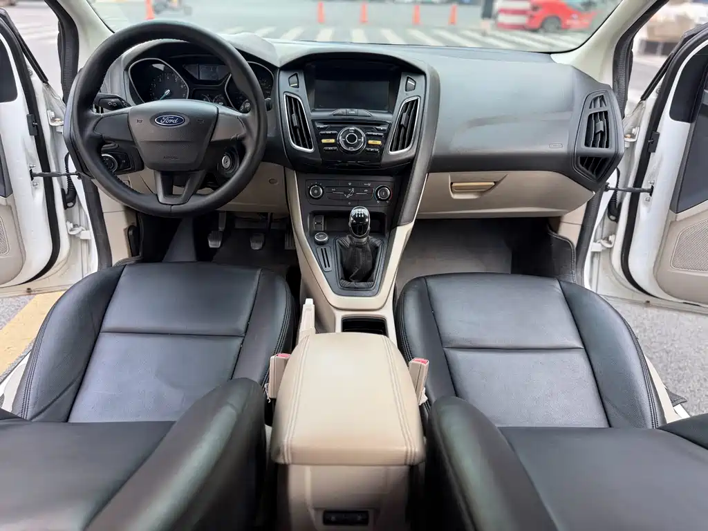 Ford Focus — миниатюра 5