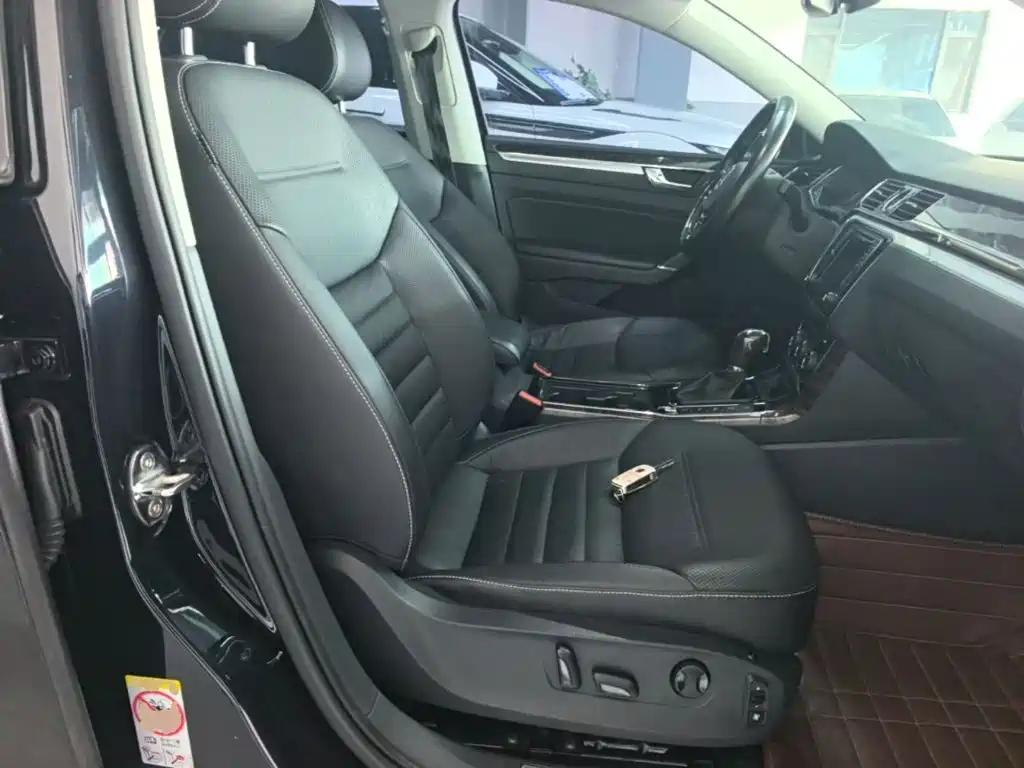 Volkswagen Passat — миниатюра 25