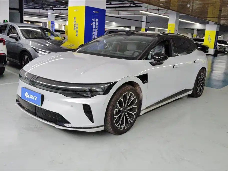 极氪007GT 2025款 四驱智驾版 75kWh