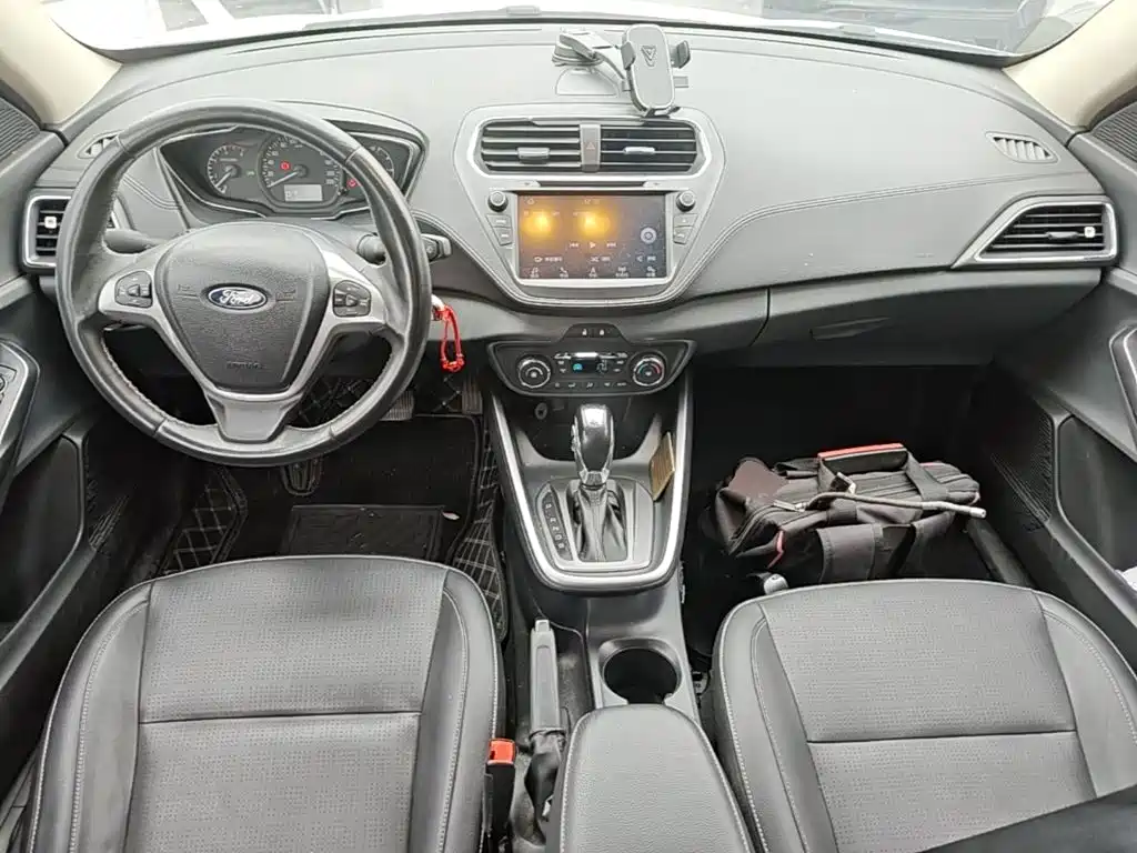 Ford Escort — миниатюра 10