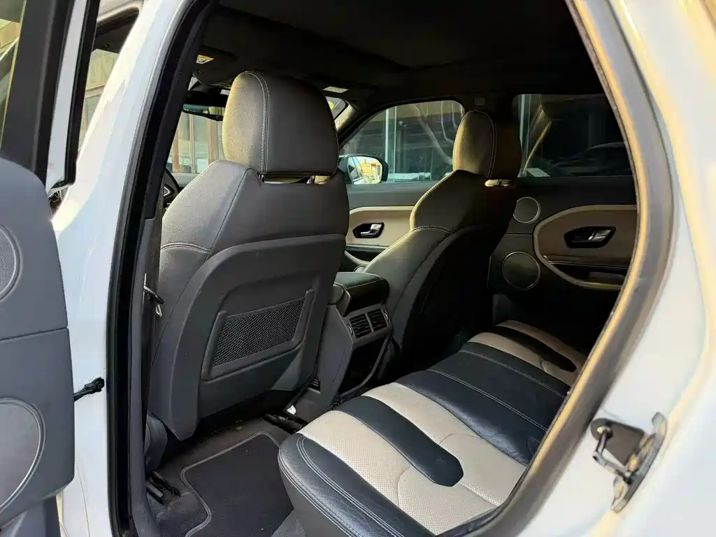 Land Rover Evoque (Import) — миниатюра 5