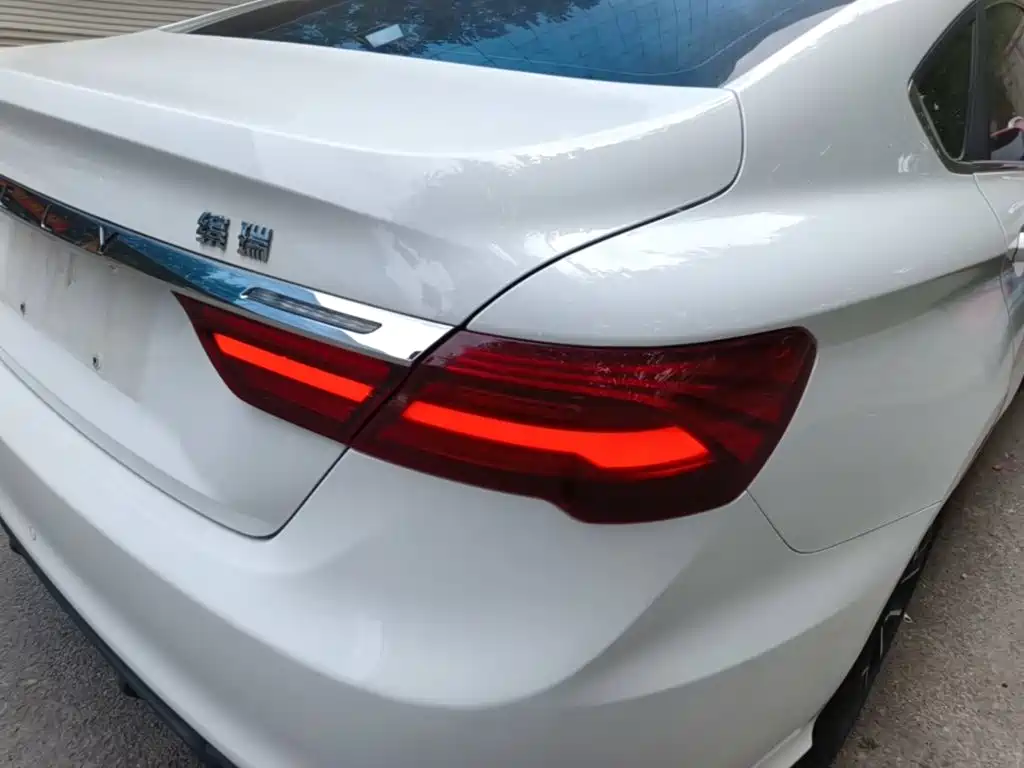 Geely Binrui — миниатюра 8