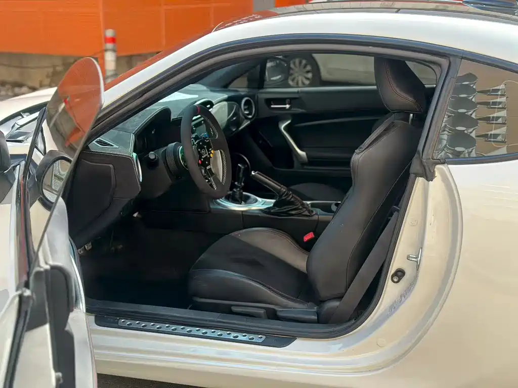 Subaru BRZ — миниатюра 4