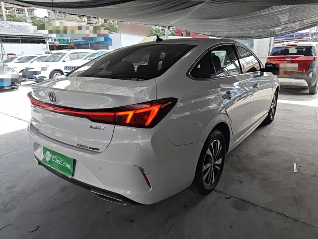 Changan Eado — миниатюра 7
