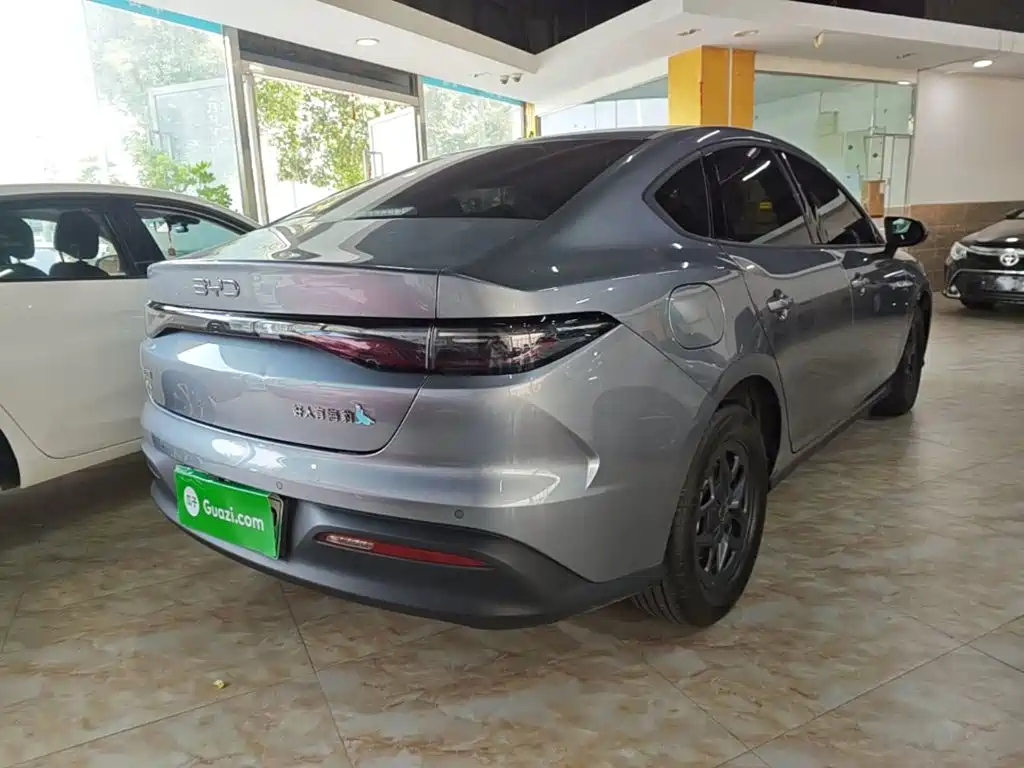 BYD Seal 05 DM-i — миниатюра 7