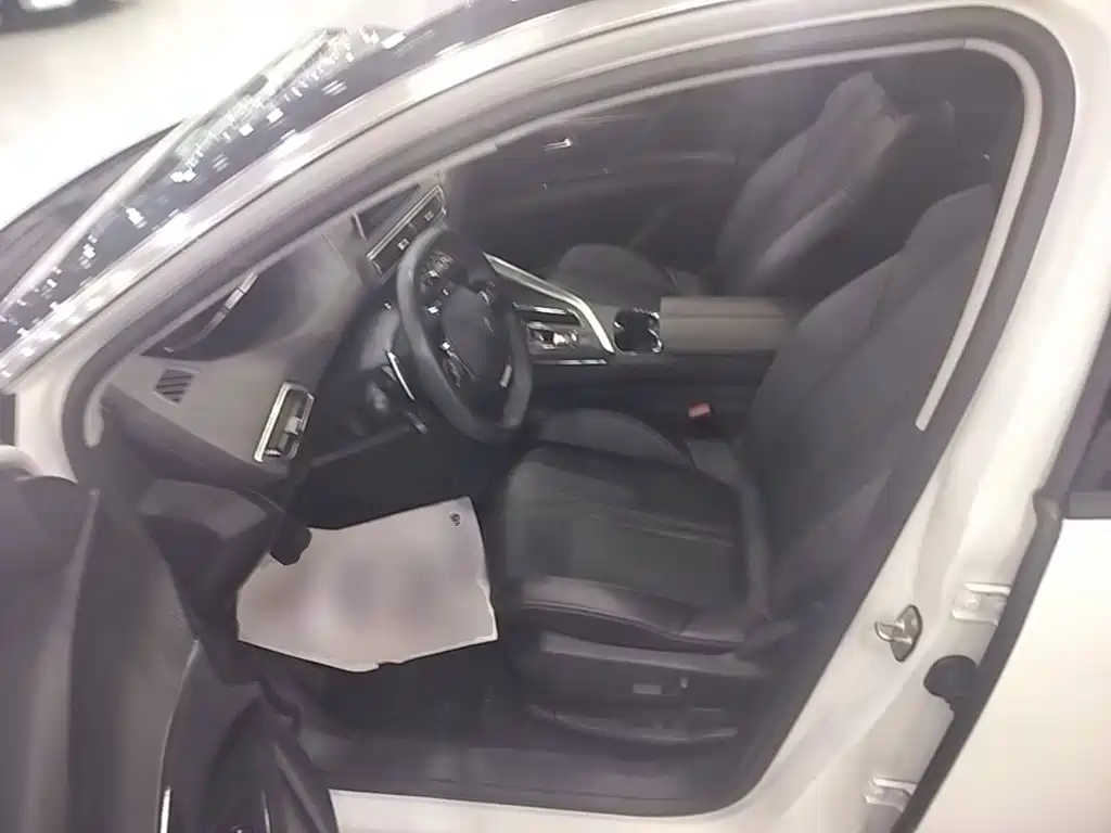 Peugeot 4008 — миниатюра 16