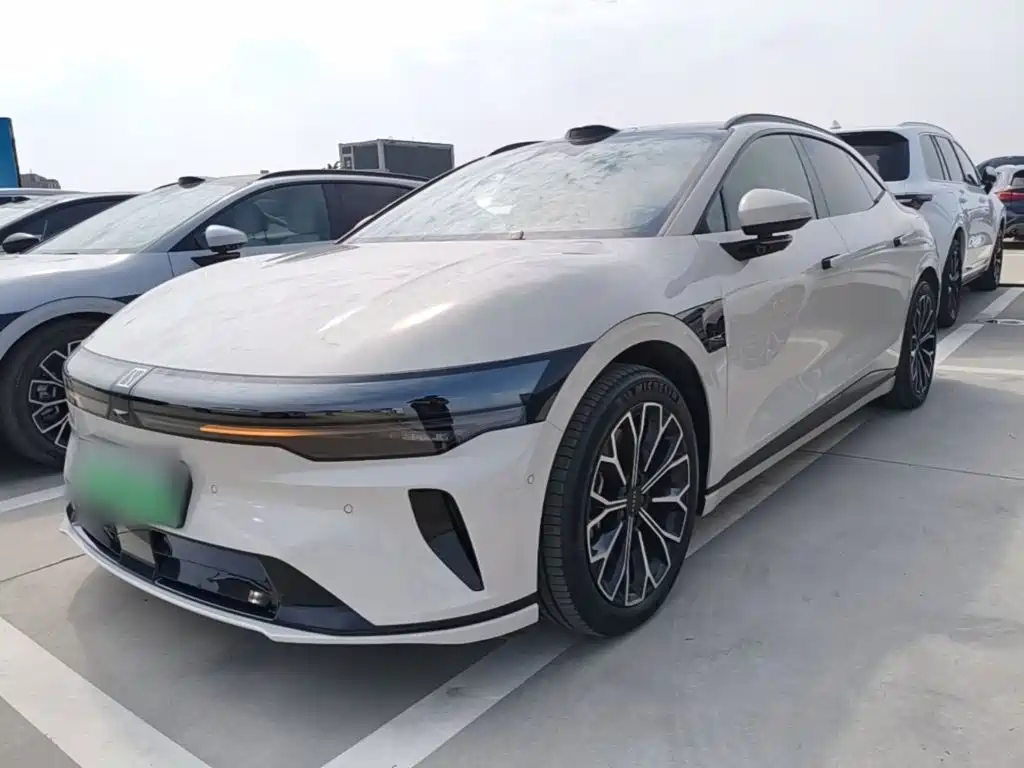 极氪007GT 2025款 四驱智驾版 75kWh