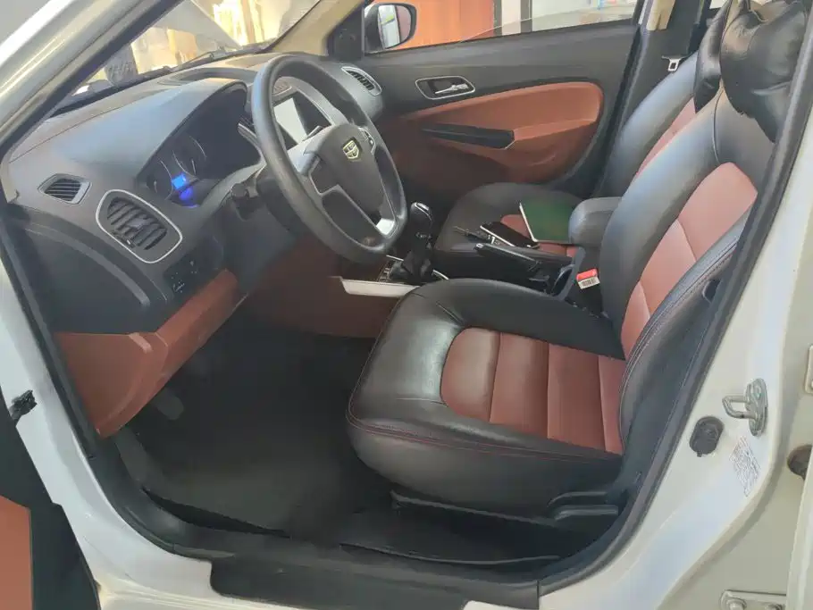 Geely King Kong — миниатюра 9