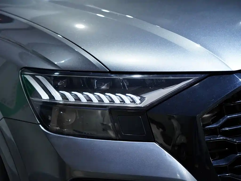 Audi RS Q8 — миниатюра 54
