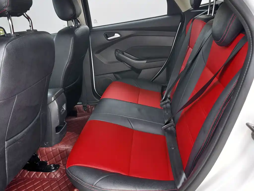 Ford Focus — миниатюра 8