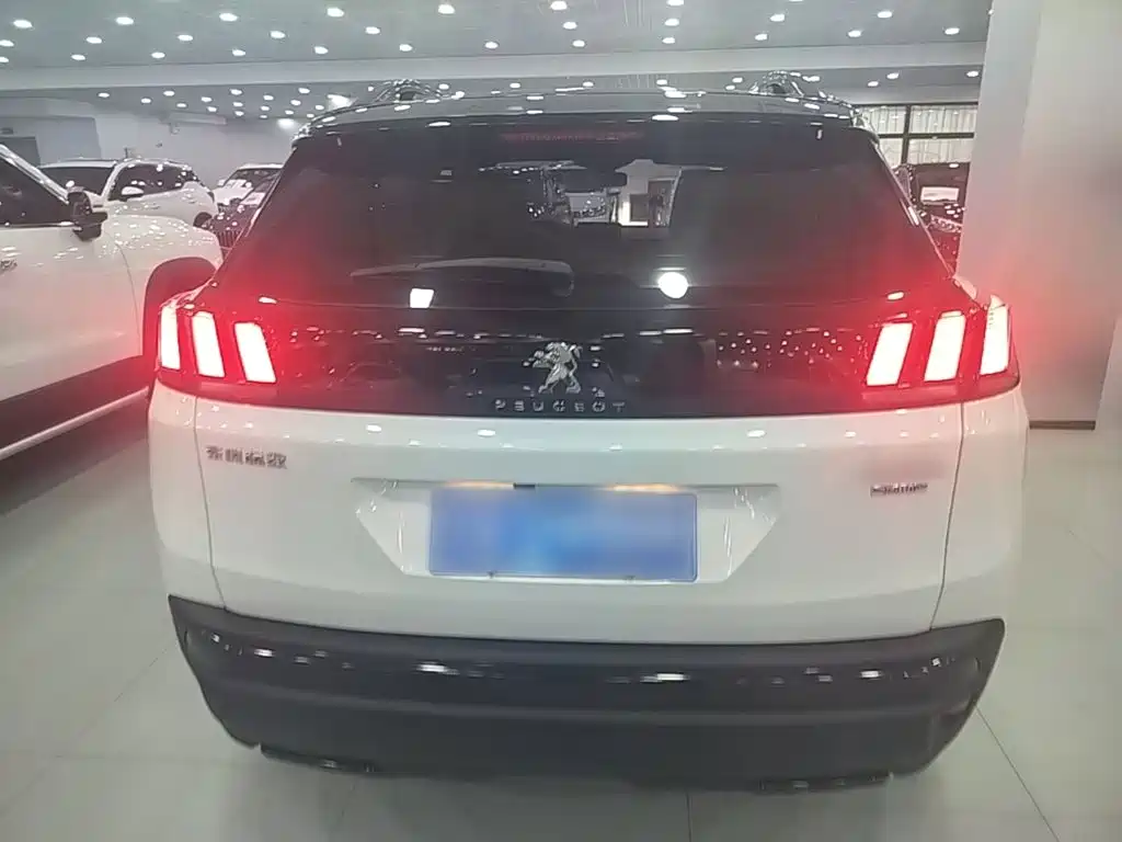 Peugeot 4008 — миниатюра 6