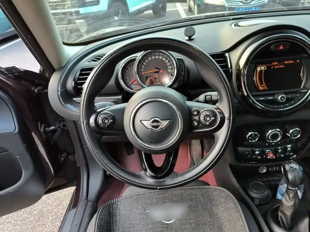 MINI Mini Clubman — миниатюра 11