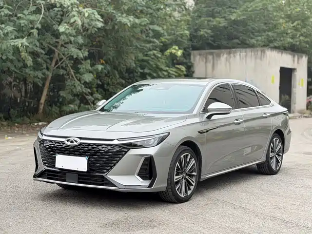Chery Arrizo 8