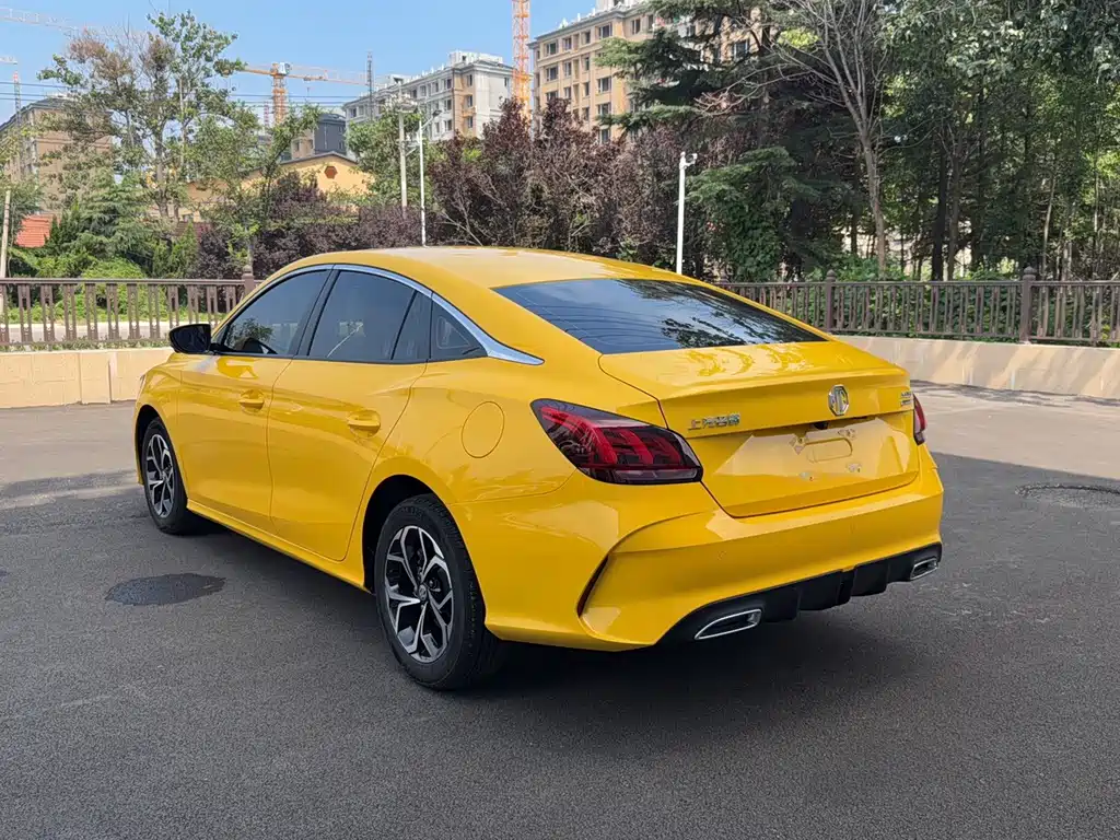 MG MG5 — миниатюра 7