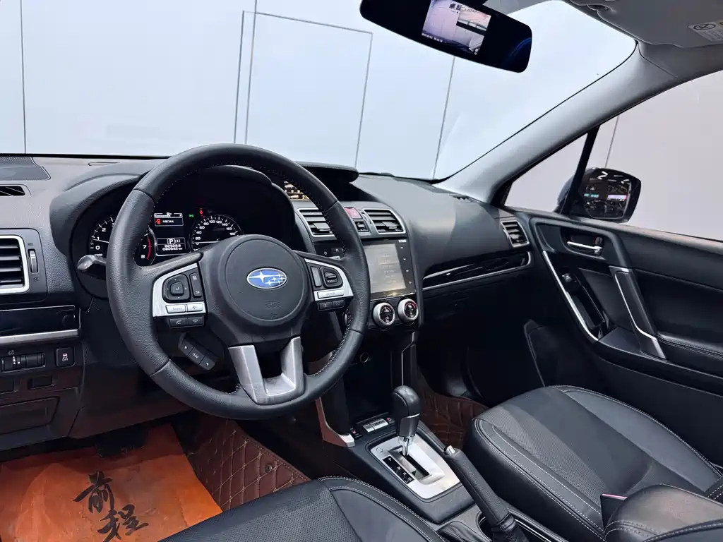 Subaru Forester 2018 2.0i Luxury