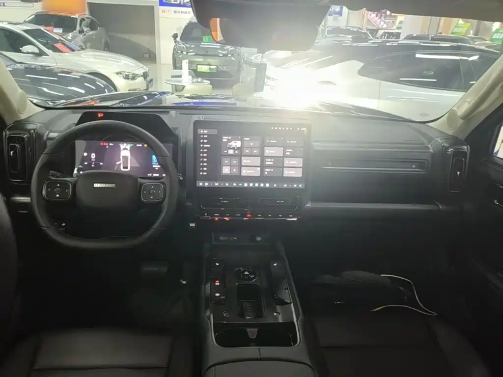 Haval Menglong New Energy — миниатюра 10
