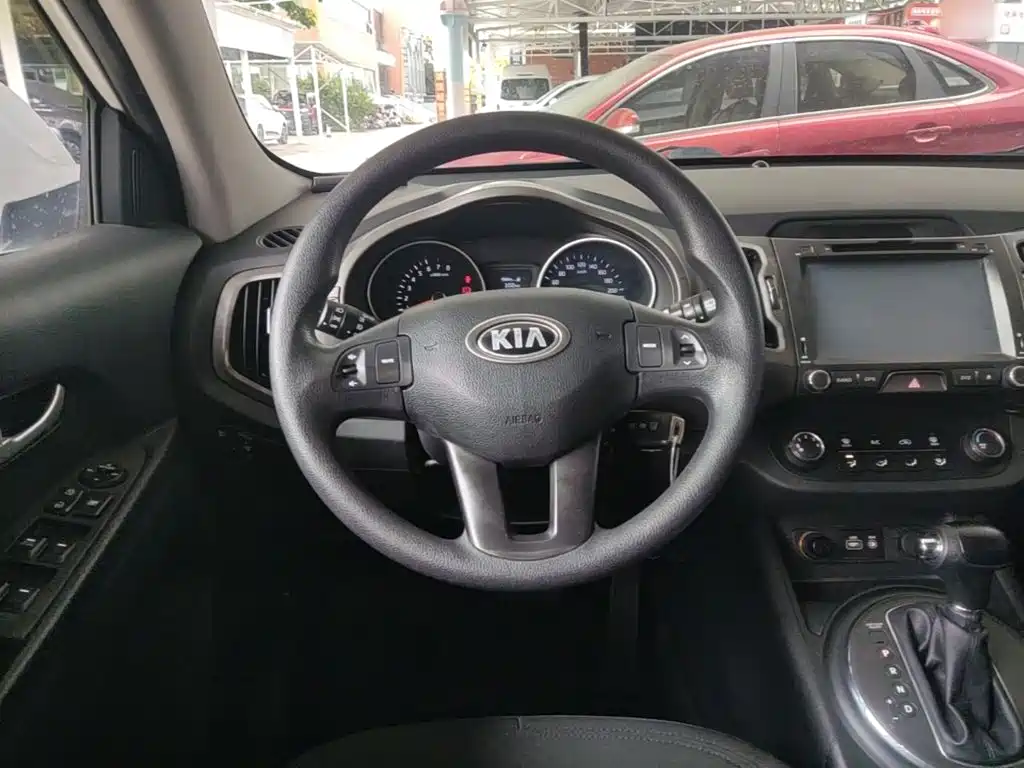 Kia Sportage — миниатюра 11