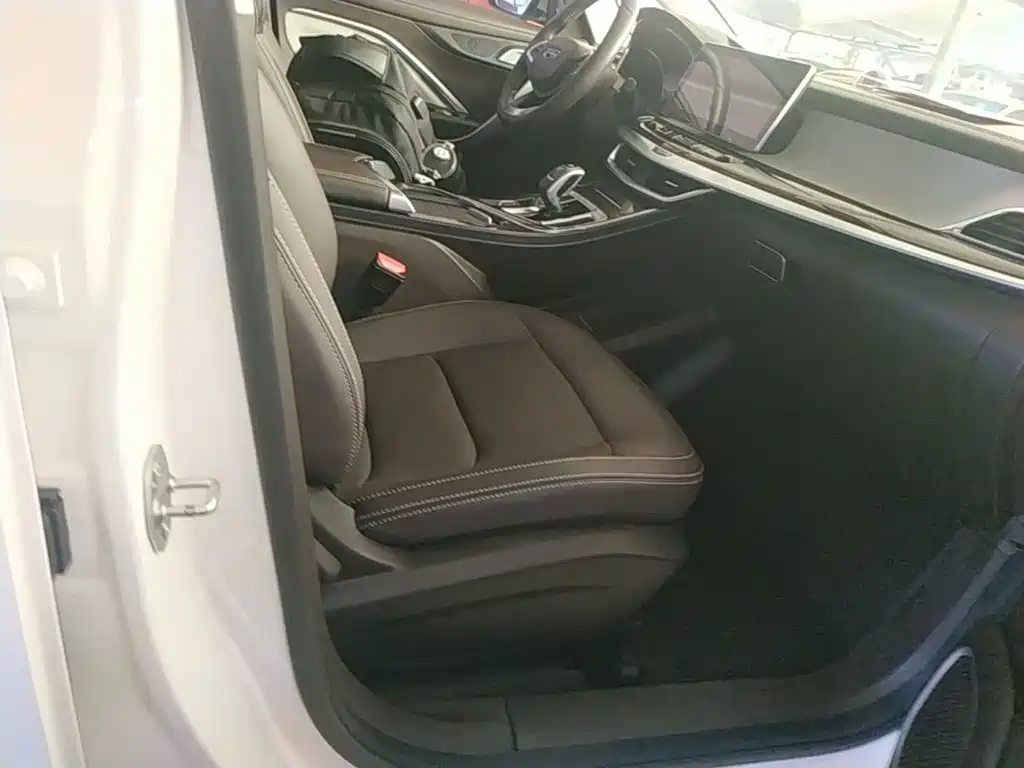 Geely Jia Ji — миниатюра 25