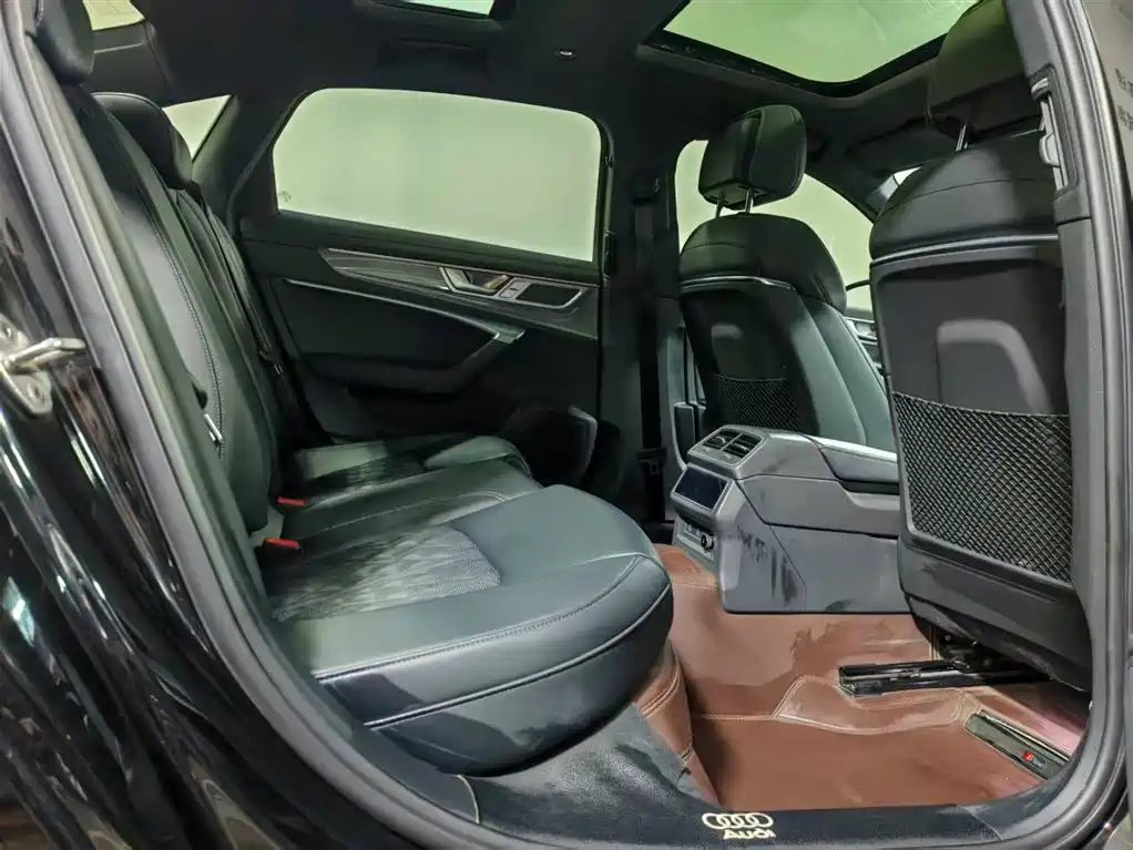 Audi A6L 2025 45 TFSI