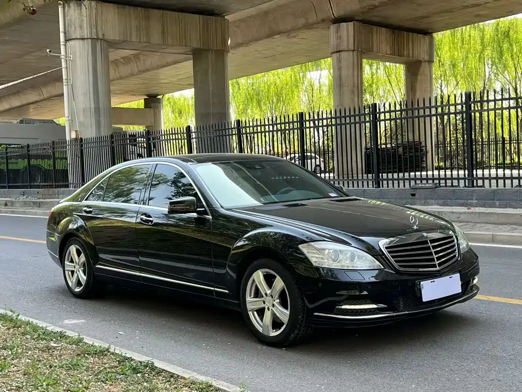 Mercedes-Benz S-Class S 2010 S 300 L Luxury