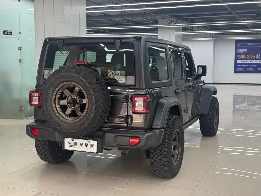 Jeep Wrangler — миниатюра 4