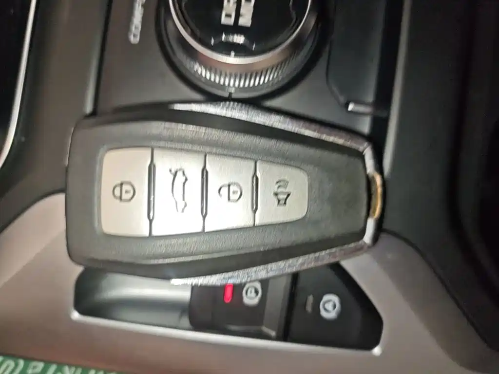 Geely Haoyue — миниатюра 9