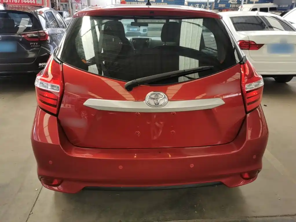 Toyota Yaris L — миниатюра 6