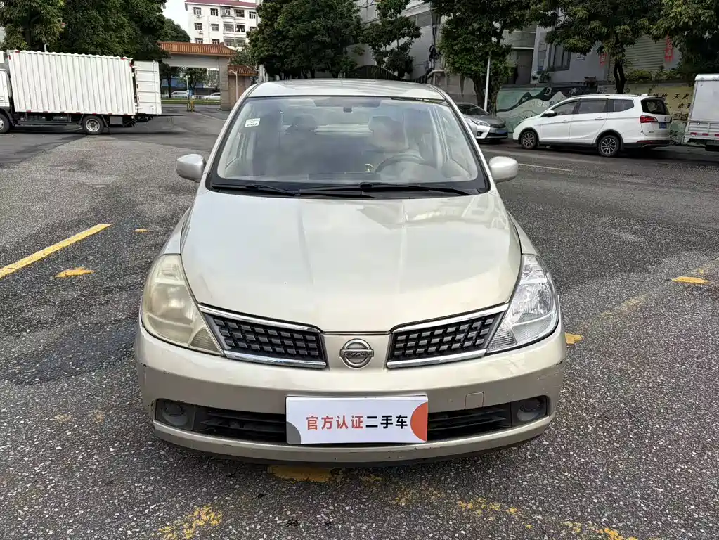 Nissan Tiida 2006 1.6JE MT