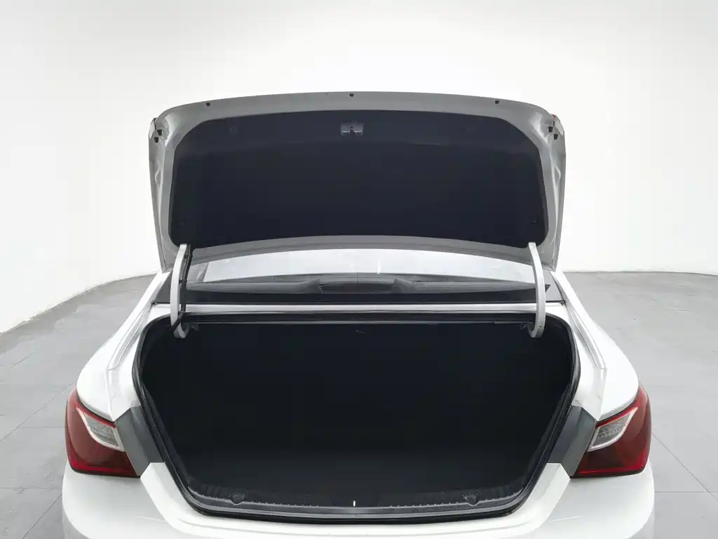 Hyundai Sonata — миниатюра 16