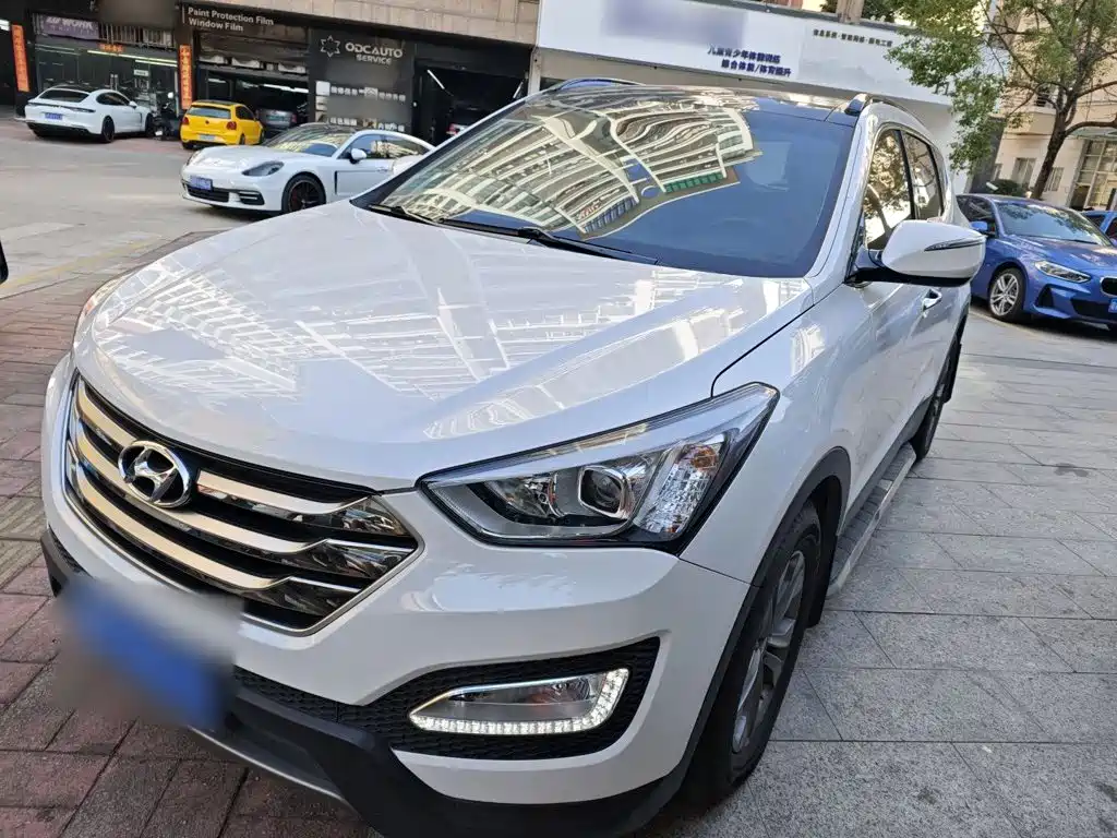 Hyundai Santa Fe — миниатюра 2
