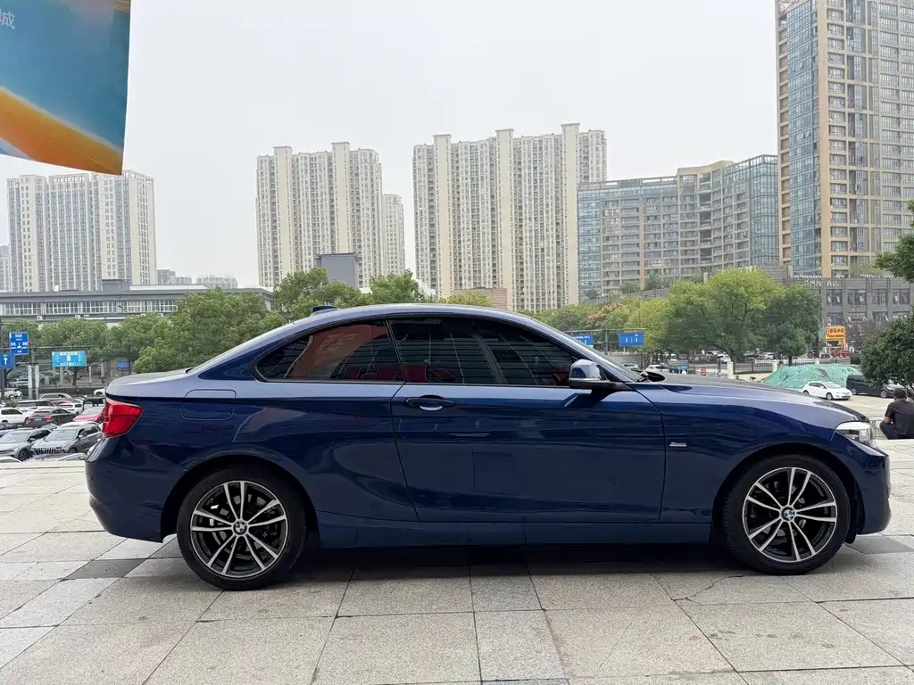 BMW 2 Series (Import) — миниатюра 7