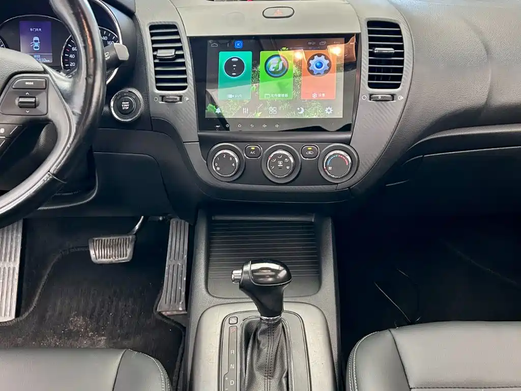 Kia K3 — миниатюра 9