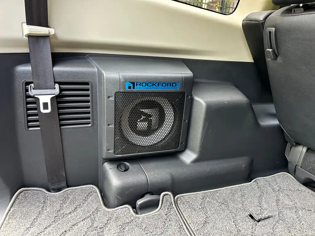 Mitsubishi Pajero (Import) — миниатюра 17