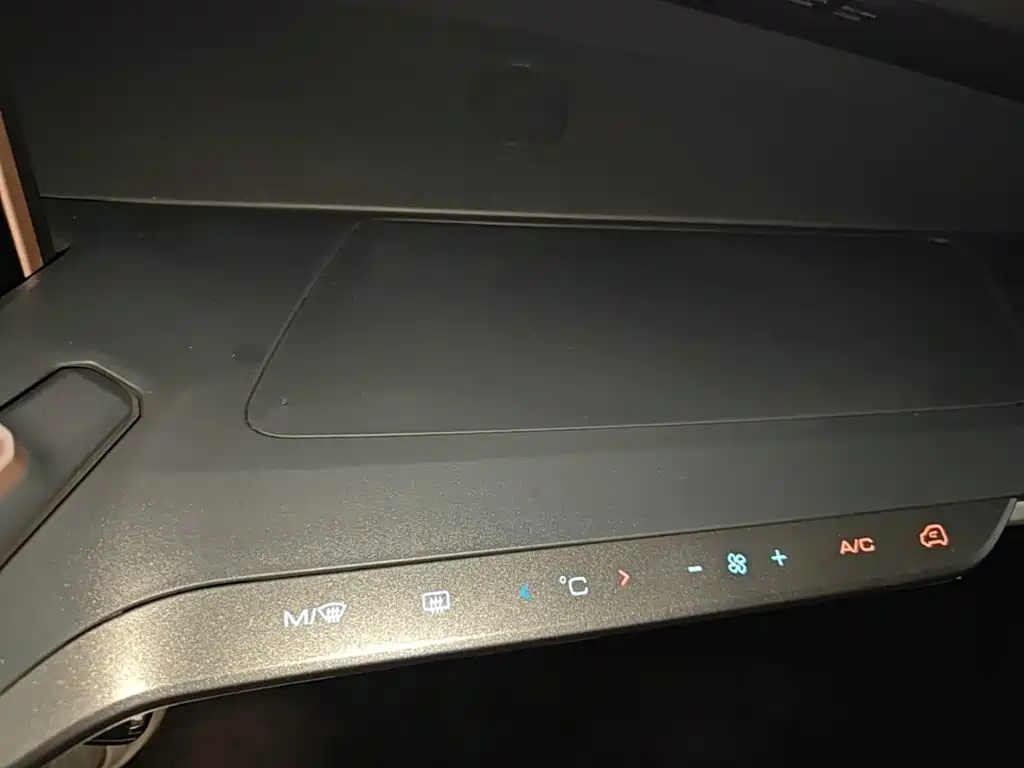 Wuling Nano EV — миниатюра 13