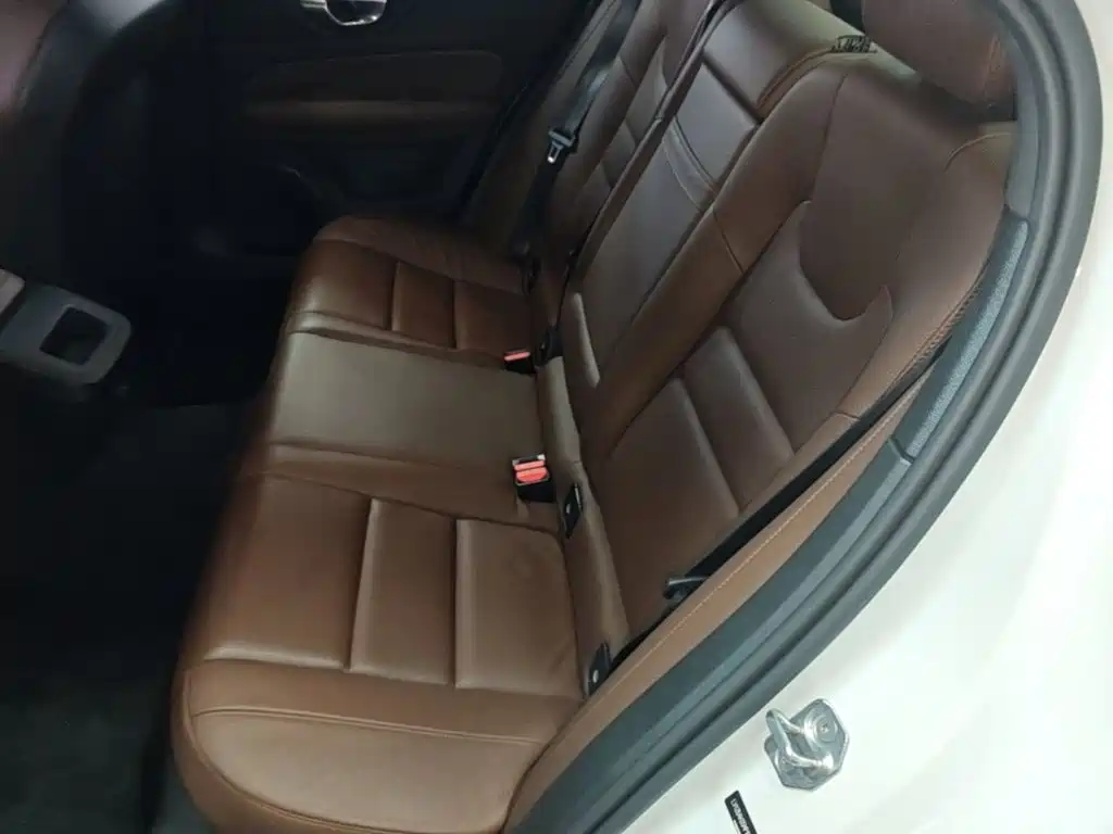 Volvo S60 — миниатюра 17