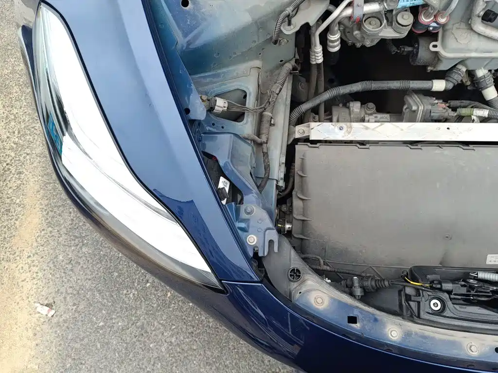 Tesla Model 3 — миниатюра 20