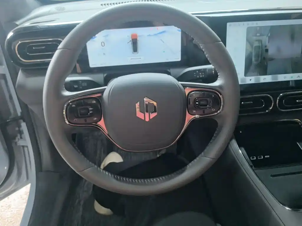 Leapmotor Leapmotor C01 — миниатюра 11